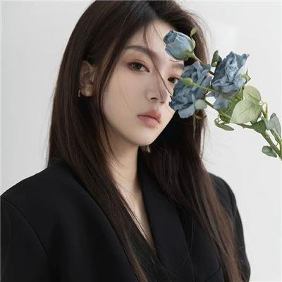 美丽笨女人